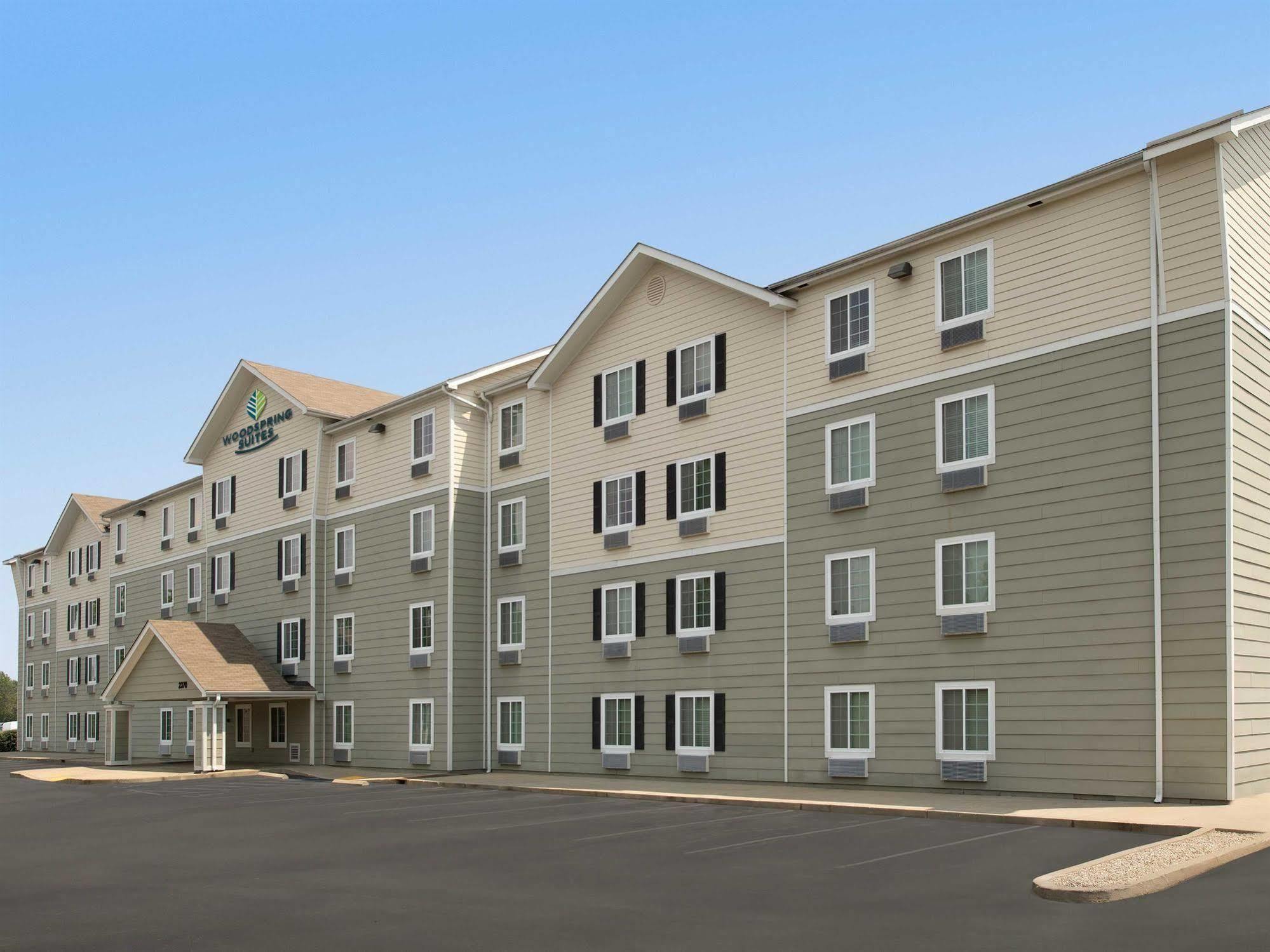 Woodspring Suites Lexington Southeast Exteriér fotografie